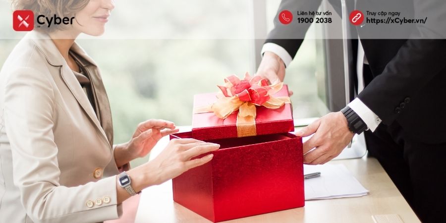 xuất hóa đơn quà tặng cho nhân viên từ quỹ khen thưởng phúc lợi