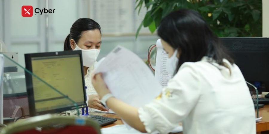 khai trùng người phụ thuộc có bị phạt không